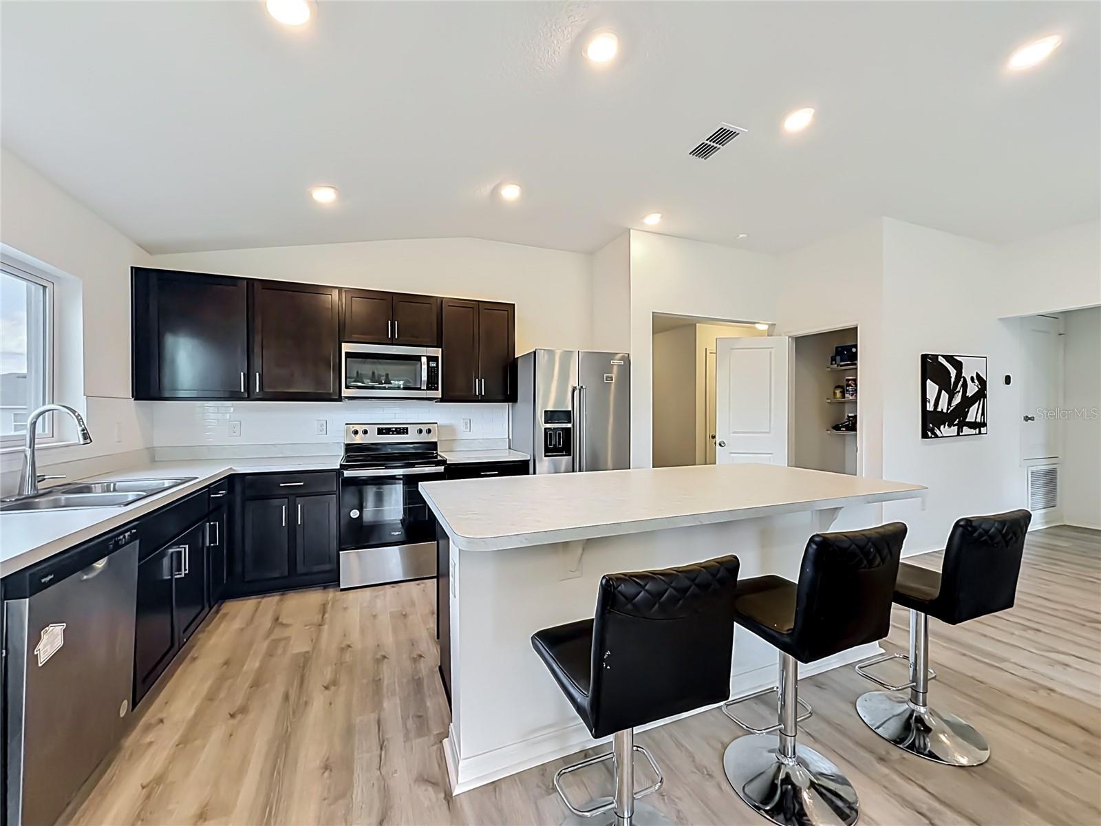 1507 GERANIUM DR, MASCOTTE, FL — photo 35