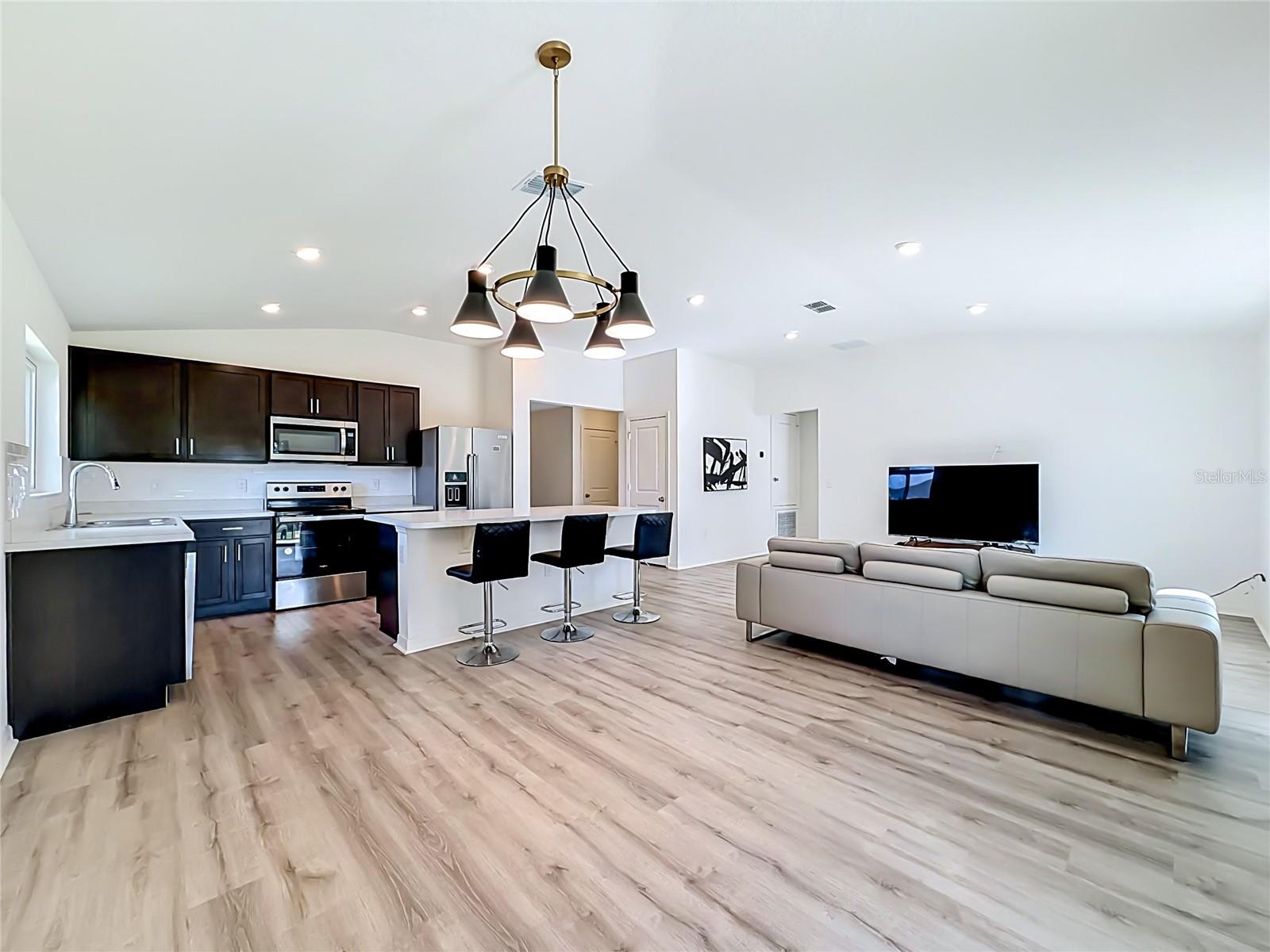 1507 GERANIUM DR, MASCOTTE, FL — photo 47