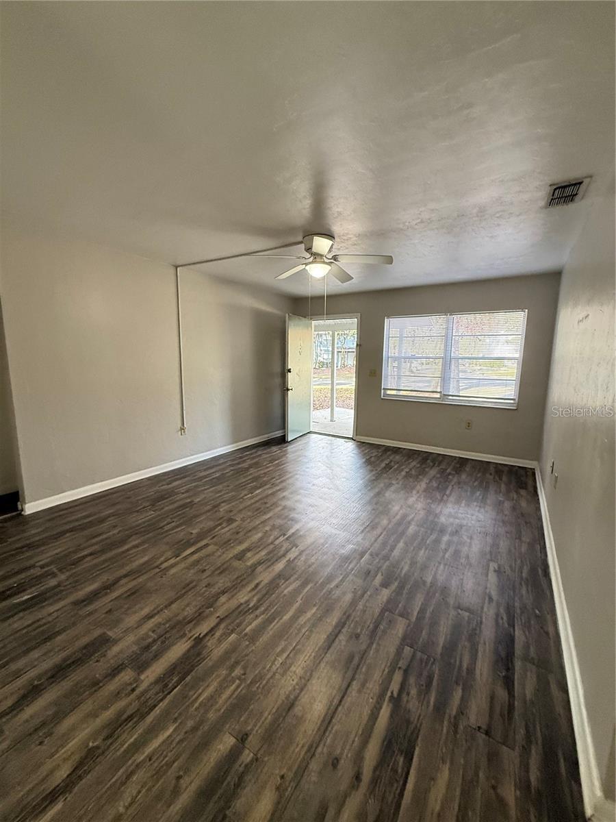 615 SW 11TH LN #D, GAINESVILLE, FL — photo 8