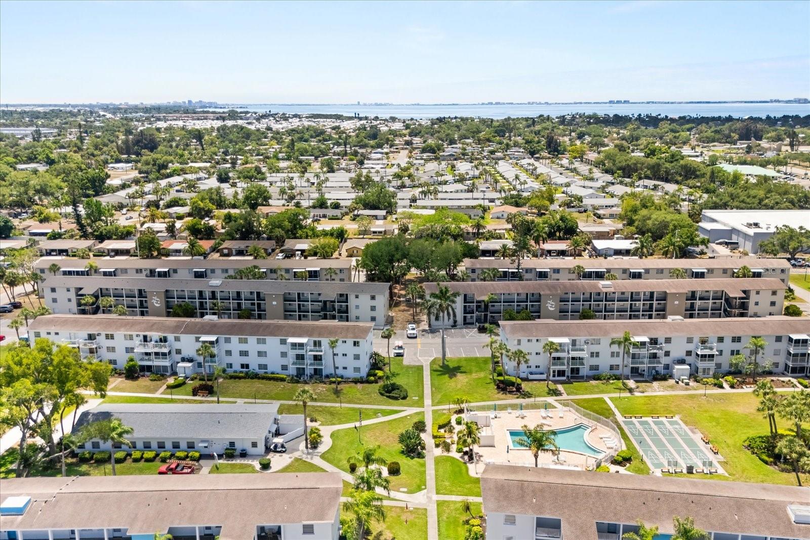 2425 FLAMINGO BLVD #K28, BRADENTON, FL — photo 2