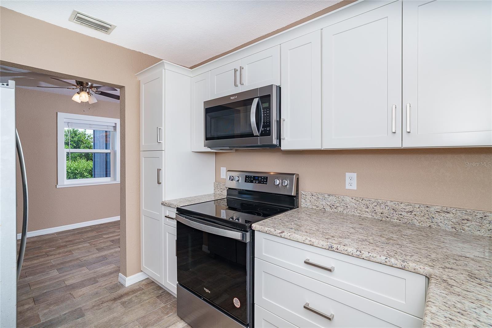 138 BUCKEYE AVE NW, PORT CHARLOTTE, FL — photo 9