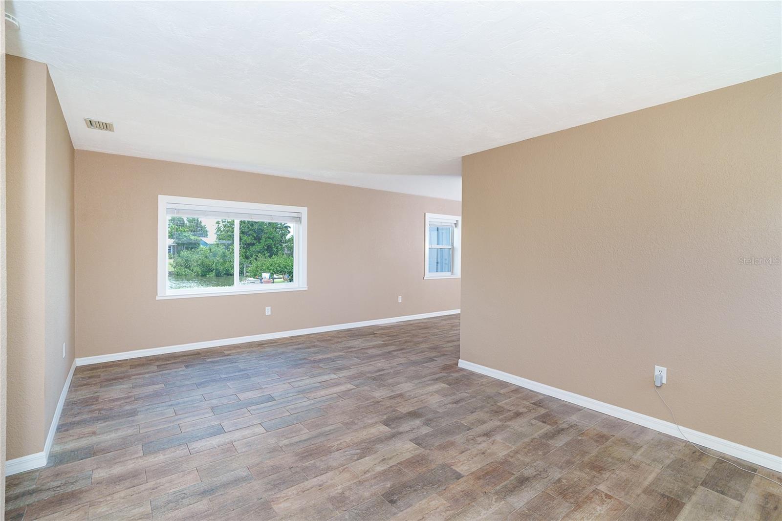 138 BUCKEYE AVE NW, PORT CHARLOTTE, FL — photo 13