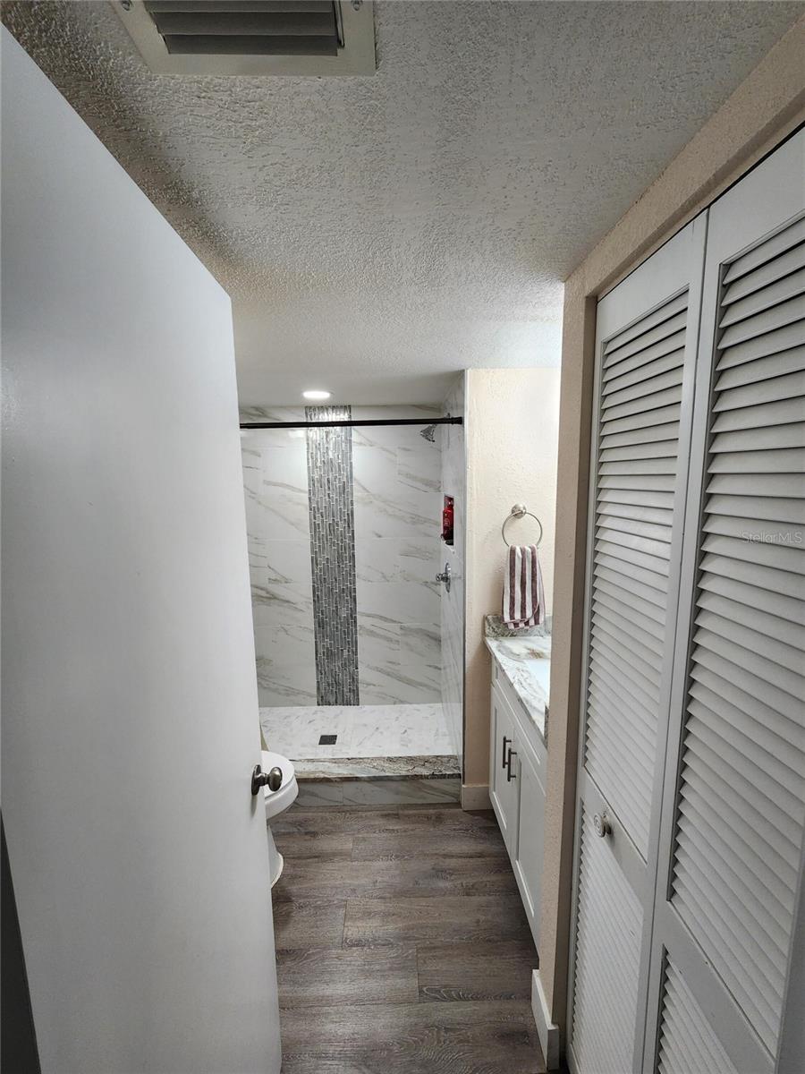 3402 ELLENWOOD LN, TAMPA, FL — photo 6