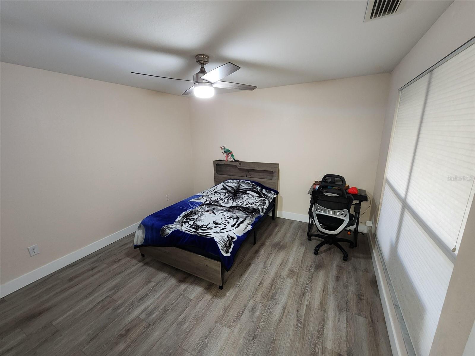3402 ELLENWOOD LN, TAMPA, FL — photo 10
