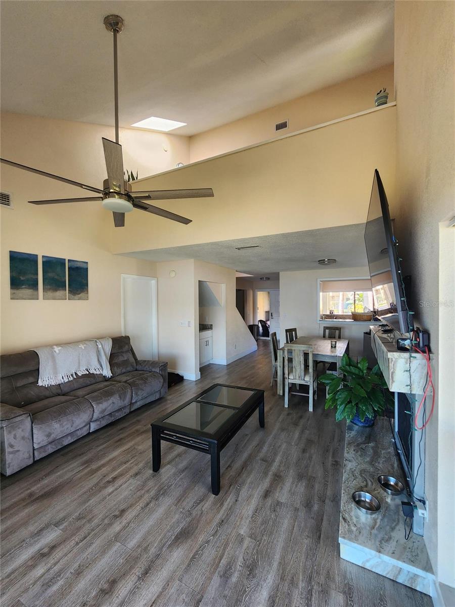 3402 ELLENWOOD LN, TAMPA, FL — photo 22