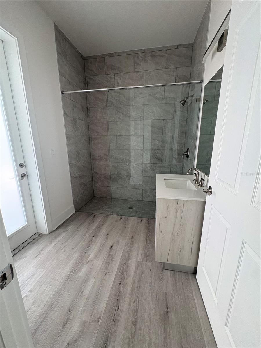 15384 HENNIPEN CIR, PORT CHARLOTTE, FL — photo 16