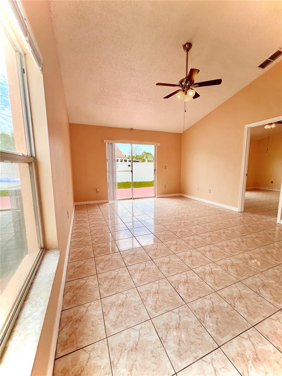 2416 CONDADO CT, KISSIMMEE, FL — photo 2
