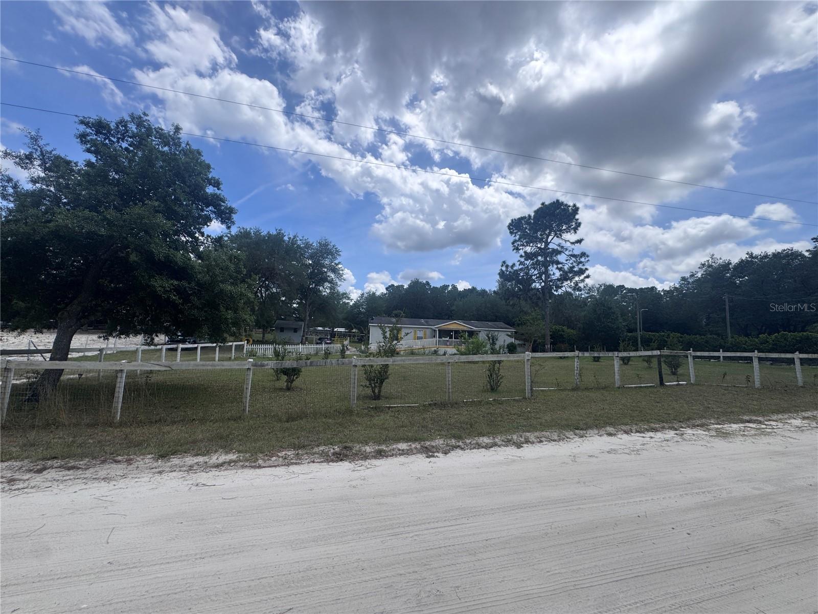 21170 SE 67TH PL, MORRISTON, FL — photo 2