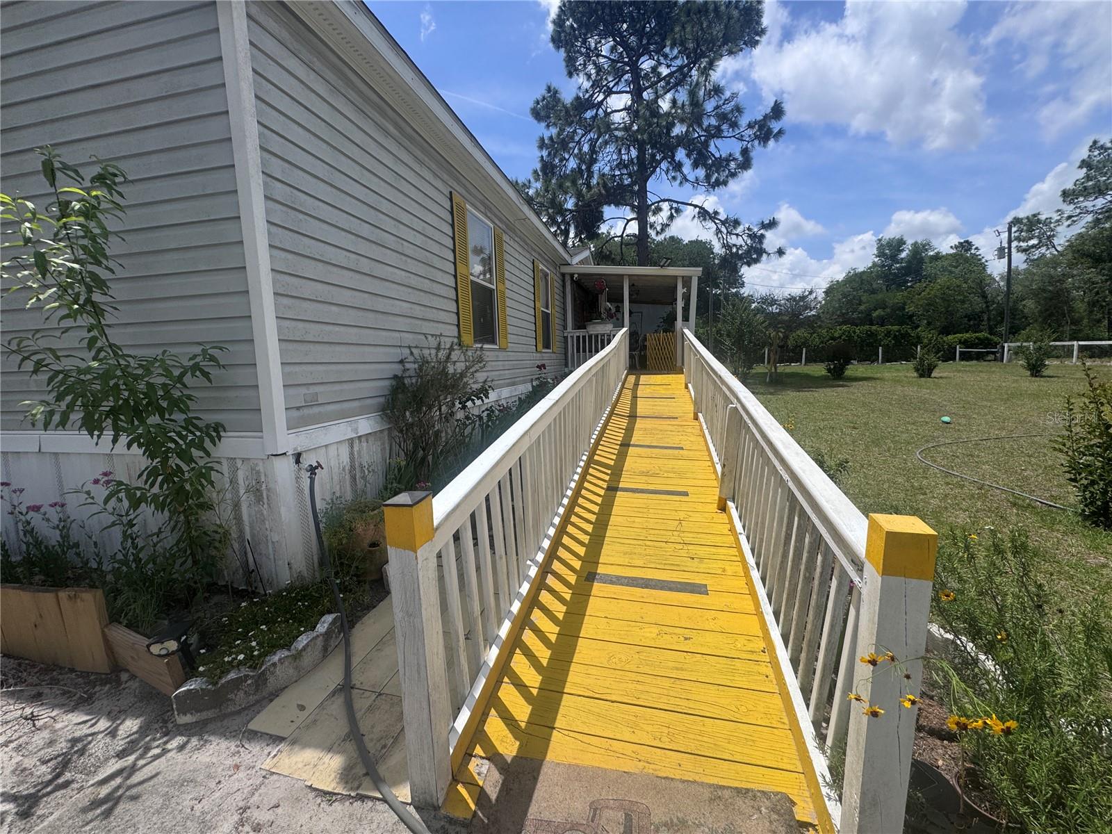 21170 SE 67TH PL, MORRISTON, FL — photo 7