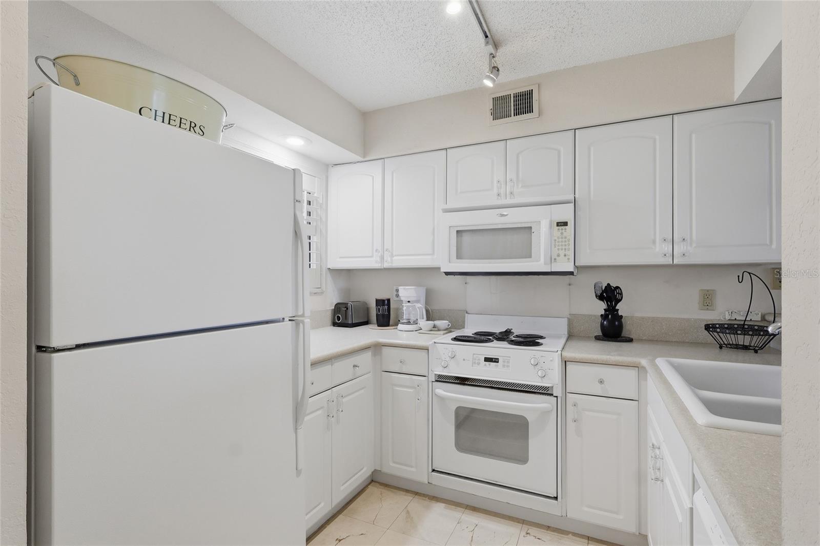 29130 BAY HOLLOW DR #3312, WESLEY CHAPEL, FL — photo 8