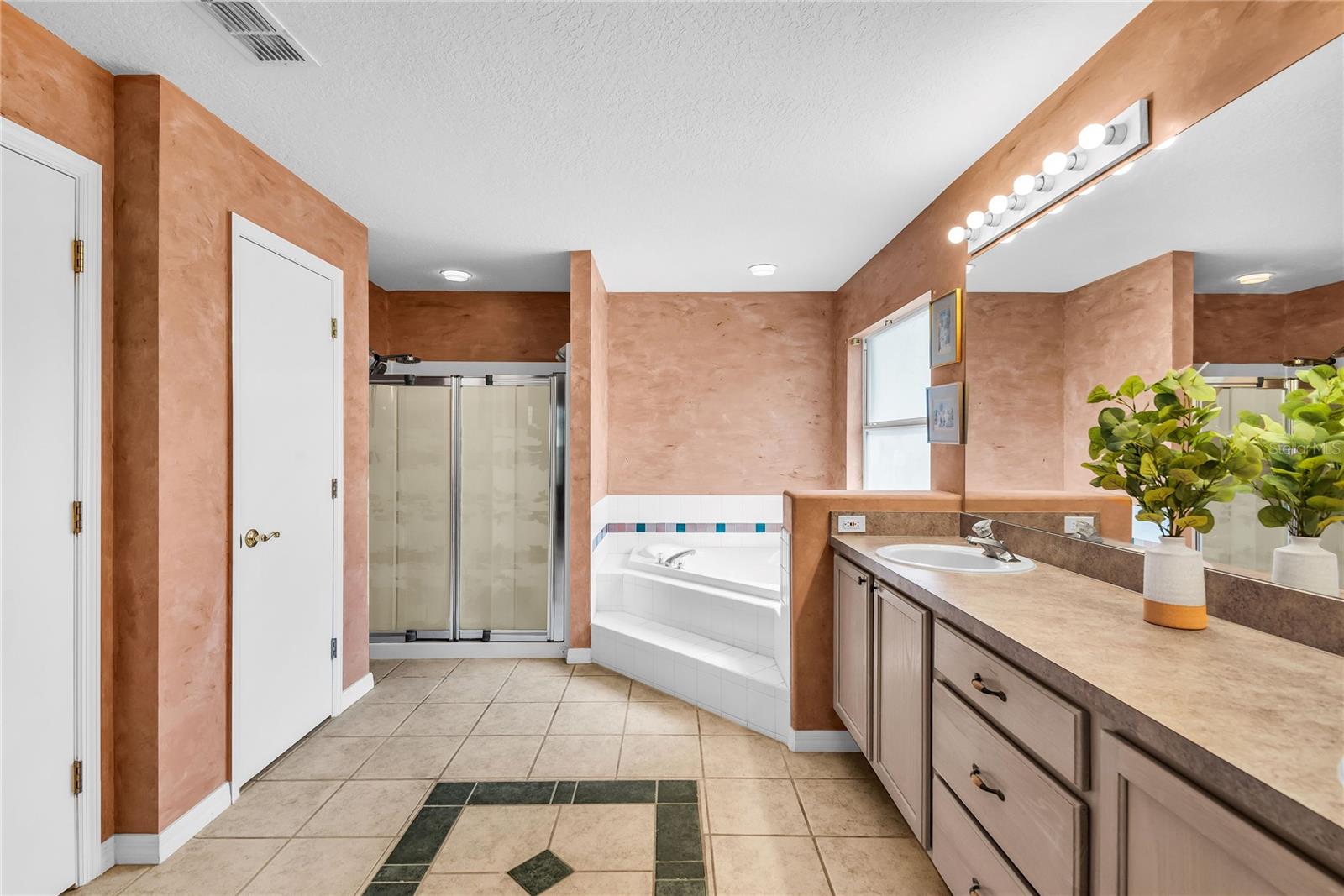 12540 CYNTHIA LN, CLERMONT, FL — photo 56