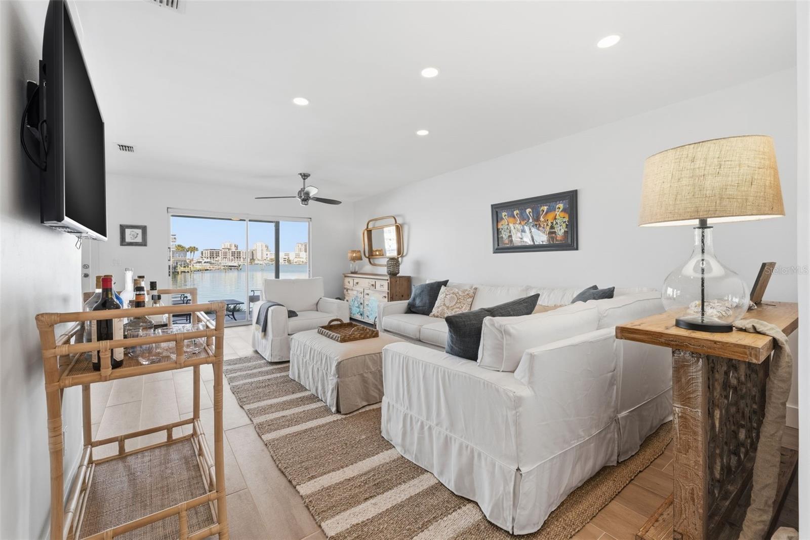 400 LARBOARD WAY #105, CLEARWATER BEACH, FL — photo 3