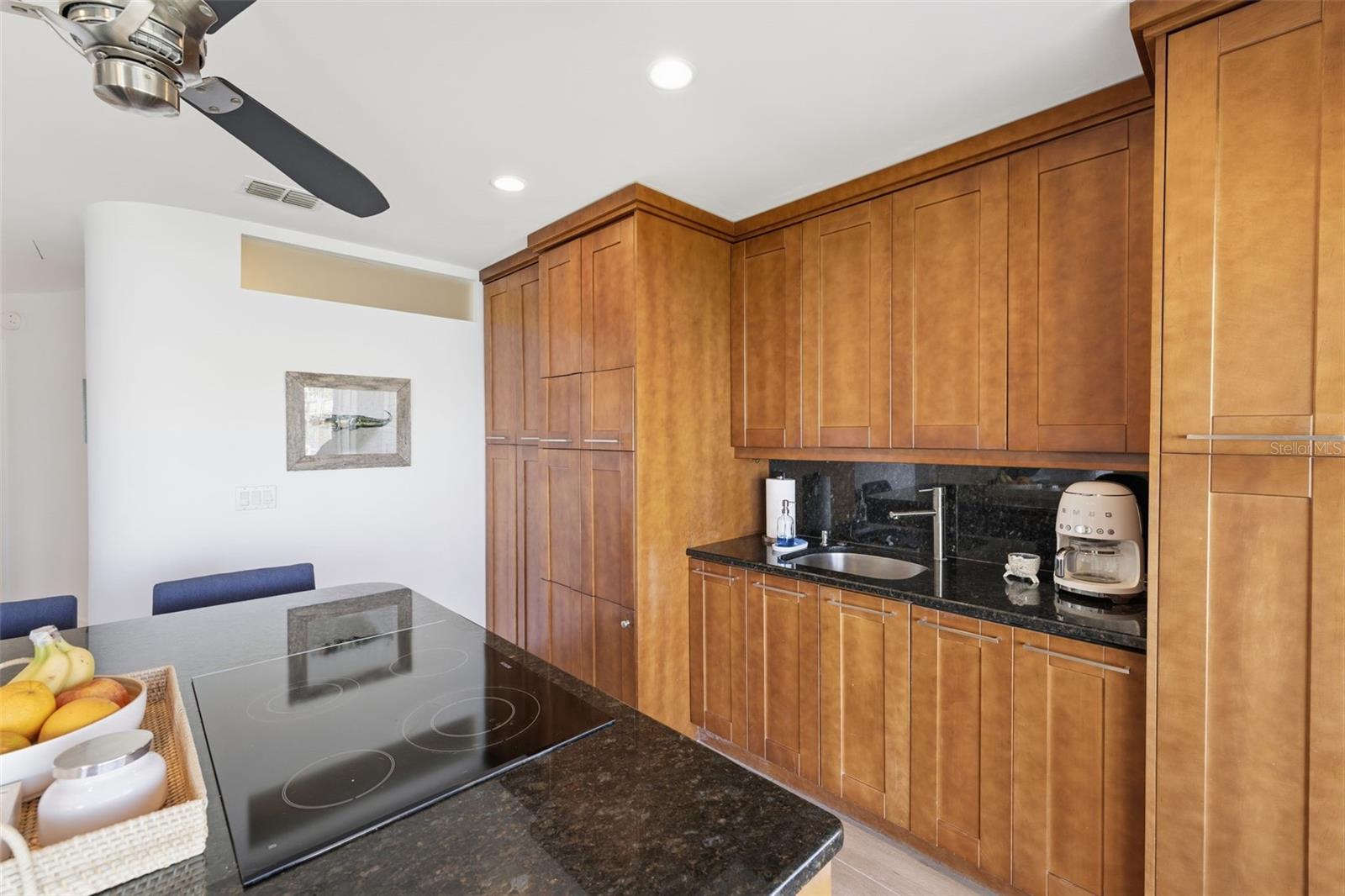 400 LARBOARD WAY #105, CLEARWATER BEACH, FL — photo 12