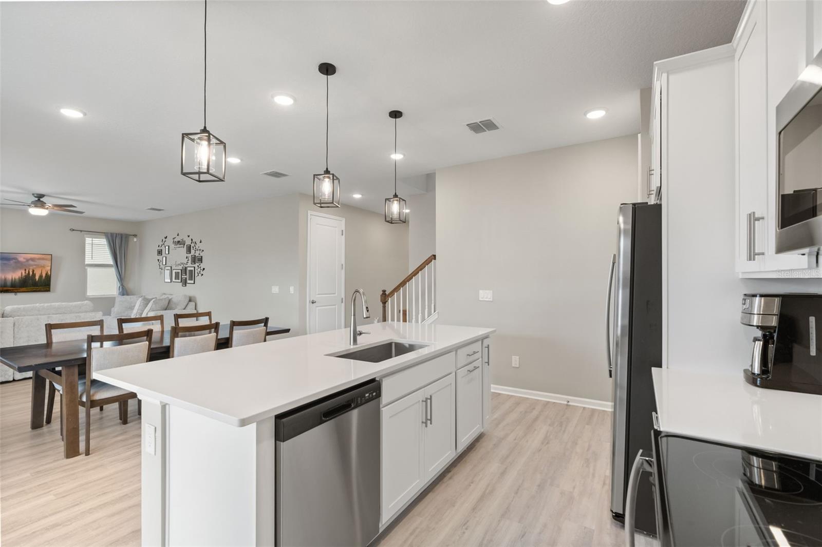 1542 SUGARBELLE CIR, MASCOTTE, FL — photo 17