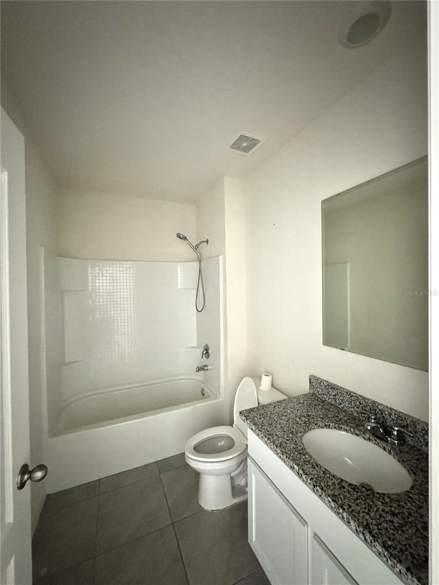1325 WINTER GRAY CIR, DELTONA, FL — photo 4