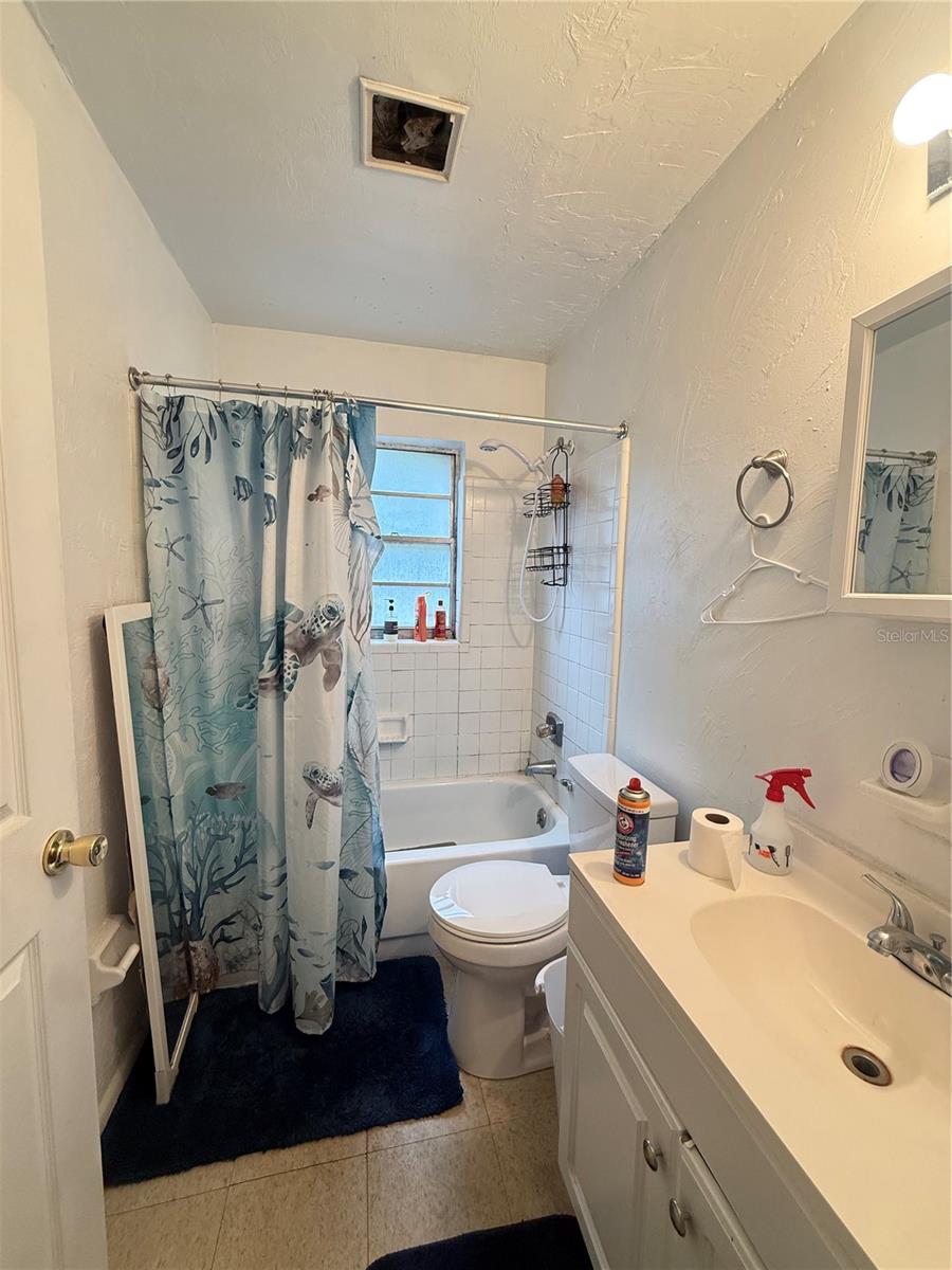 615 SW 11TH LN #A, GAINESVILLE, FL — photo 3