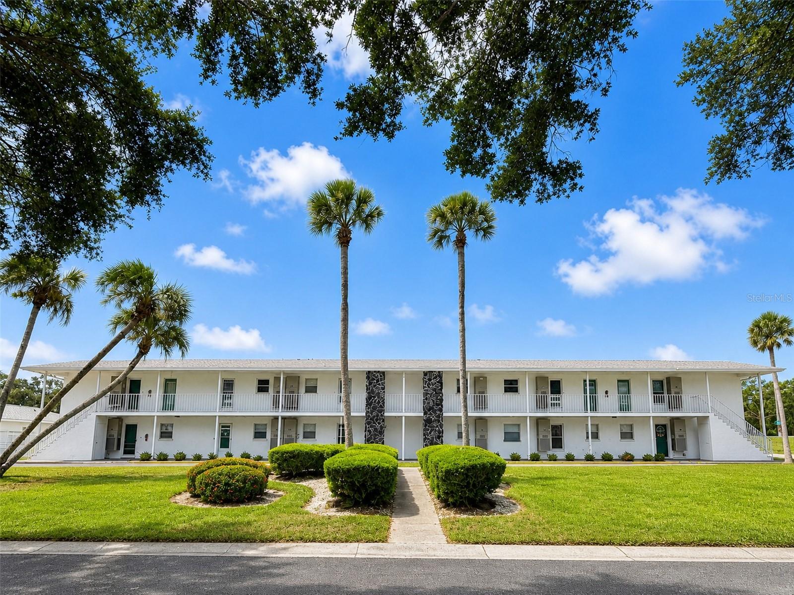 3900 ROXANE BLVD #11B, SARASOTA, FL