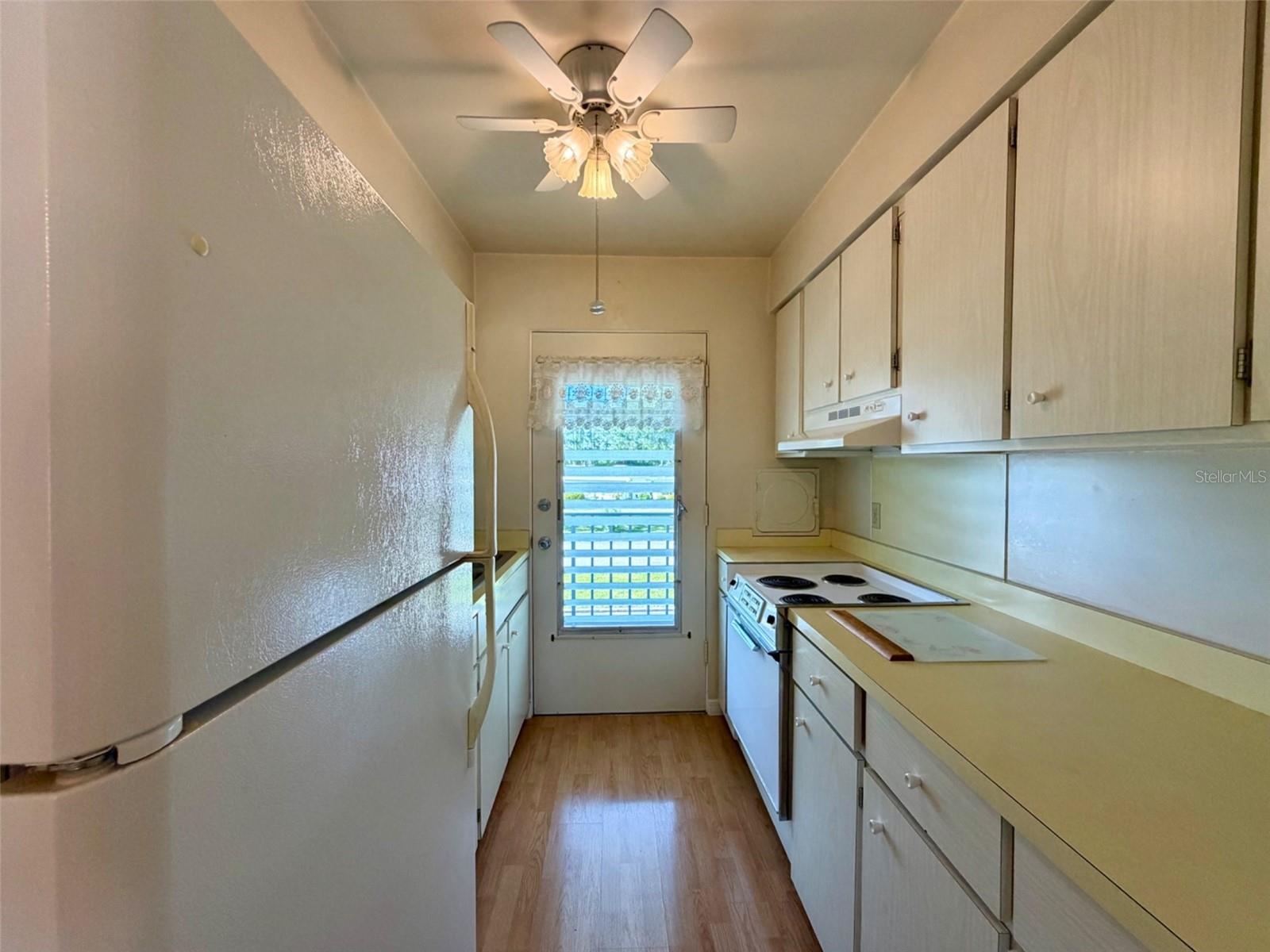 3900 ROXANE BLVD #11B, SARASOTA, FL — photo 15