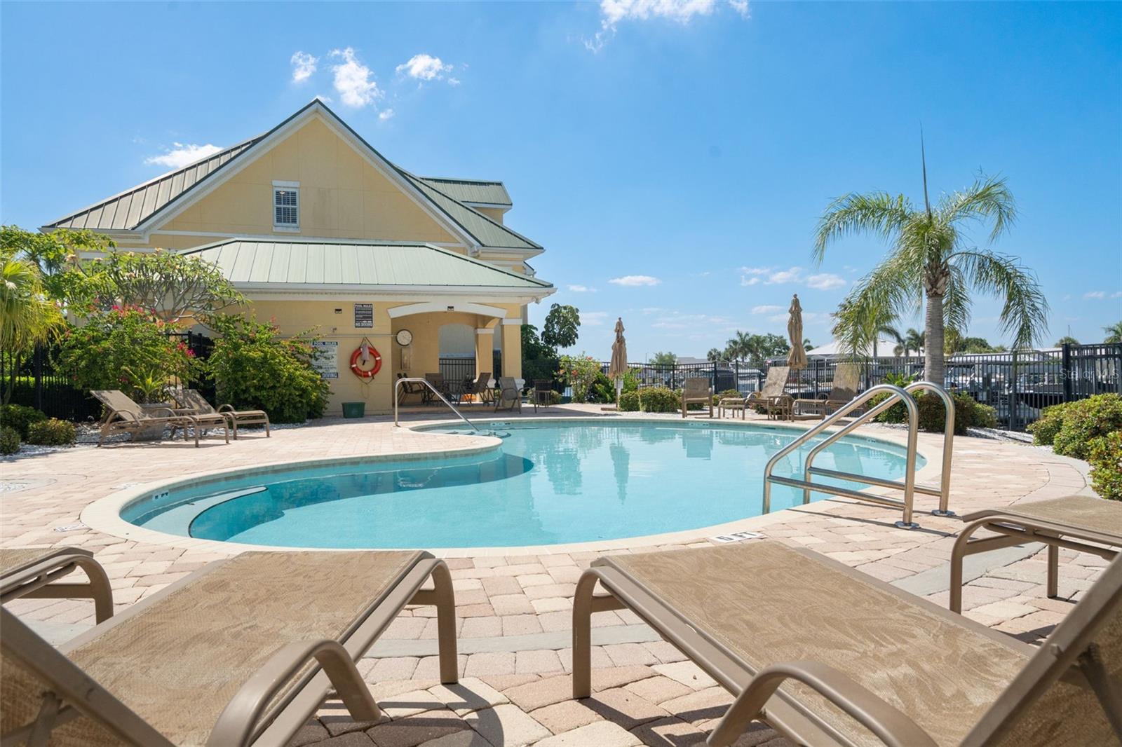 6420 SUNSET BAY CIR, APOLLO BEACH, FL — photo 49