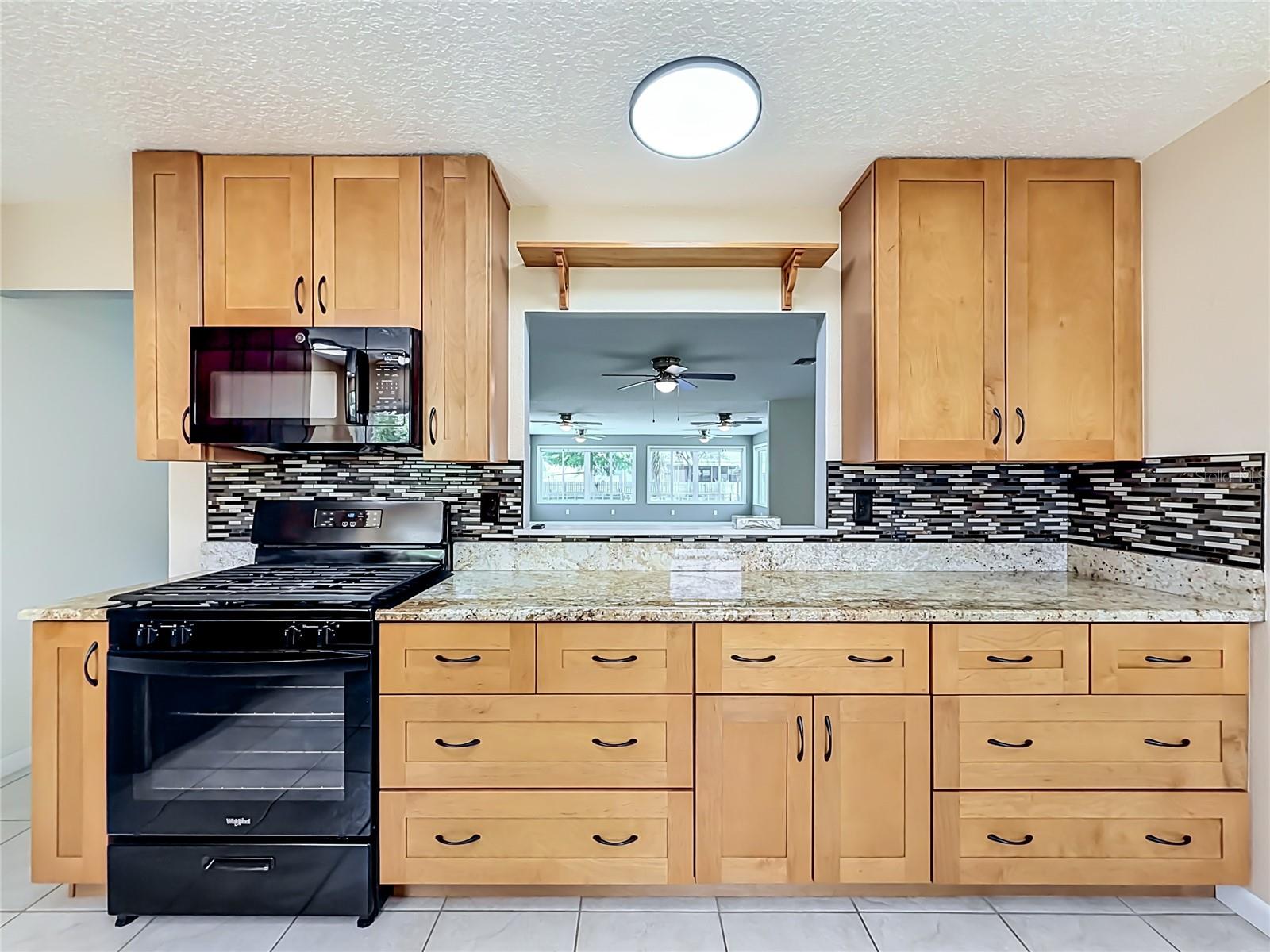 12547 PINE ISLAND DR, LEESBURG, FL — photo 28