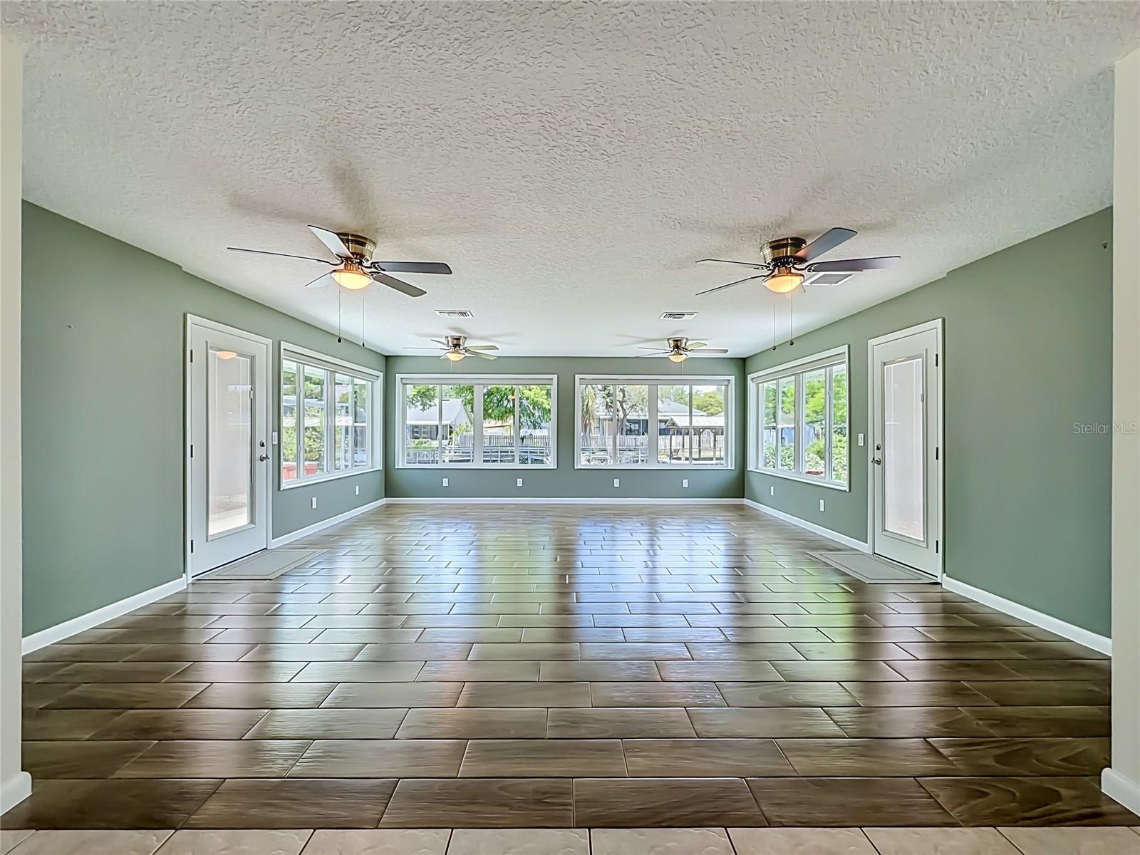 12547 PINE ISLAND DR, LEESBURG, FL — photo 35