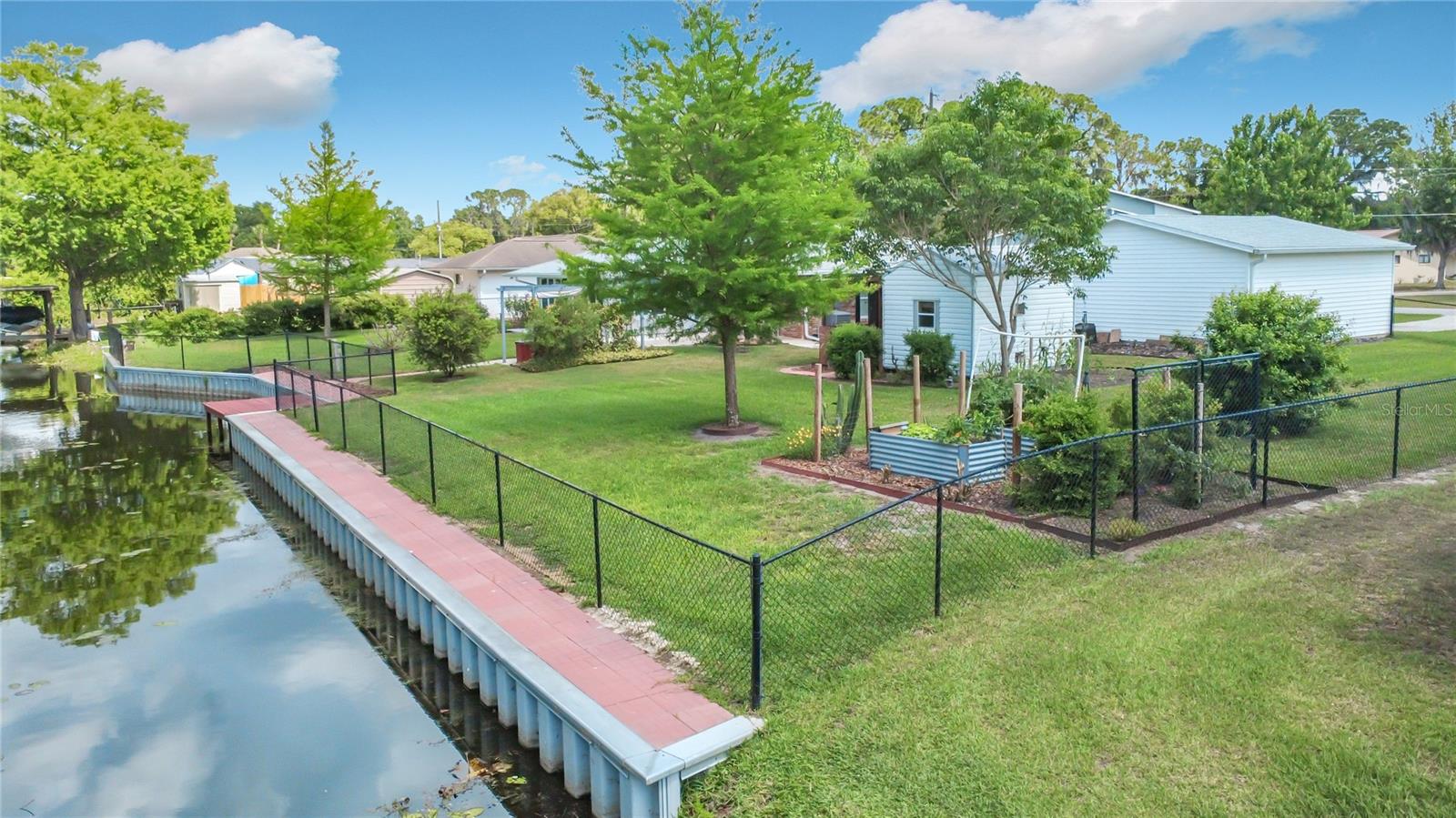 12547 PINE ISLAND DR, LEESBURG, FL — photo 104