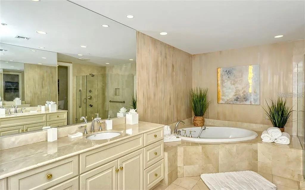 1111 RITZ CARLTON DR #1004, SARASOTA, FL — photo 29