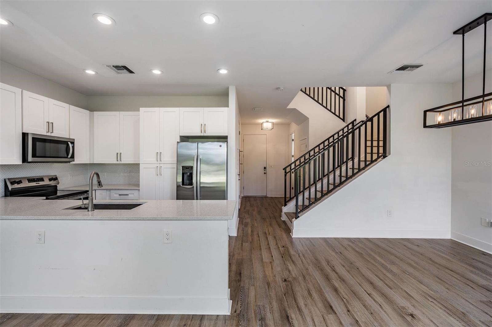 8709 PALM RANCHES PL, TAMPA, FL — photo 6