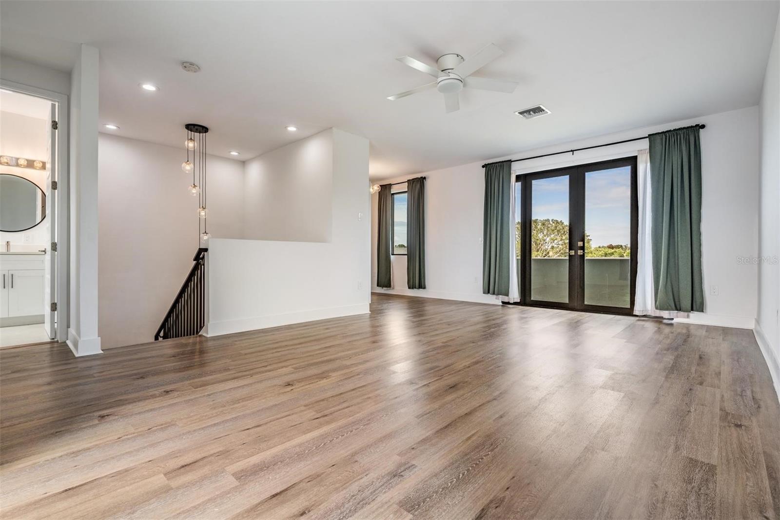 8709 PALM RANCHES PL, TAMPA, FL — photo 9