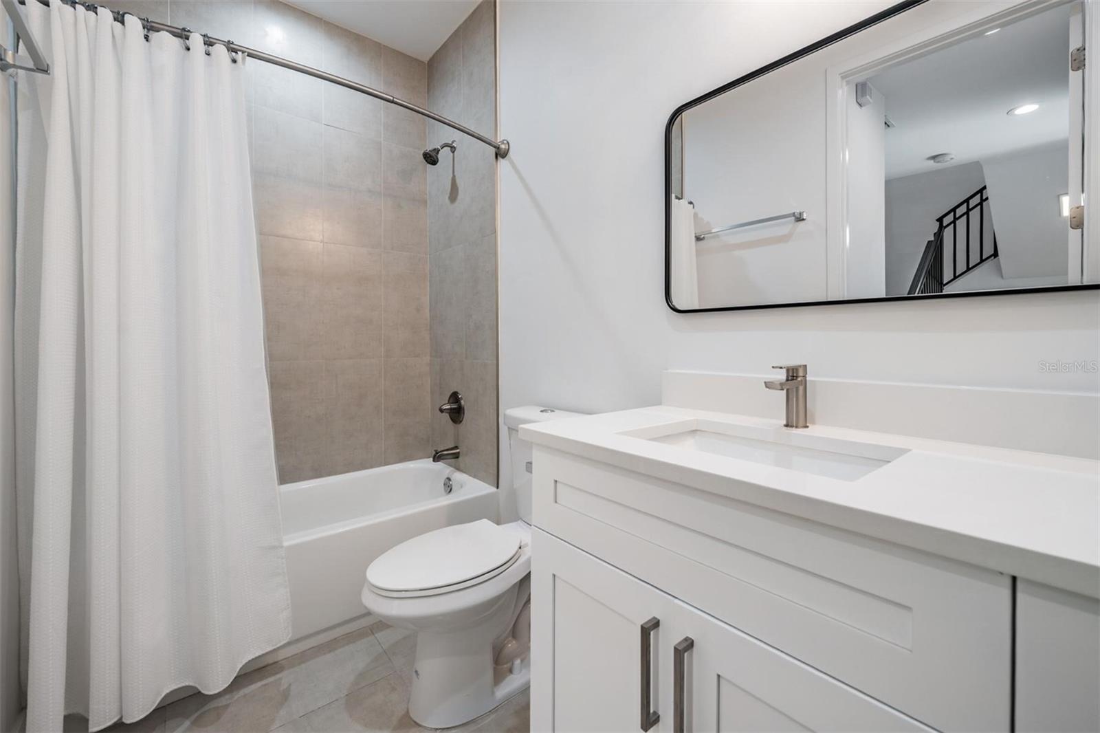 8709 PALM RANCHES PL, TAMPA, FL — photo 20