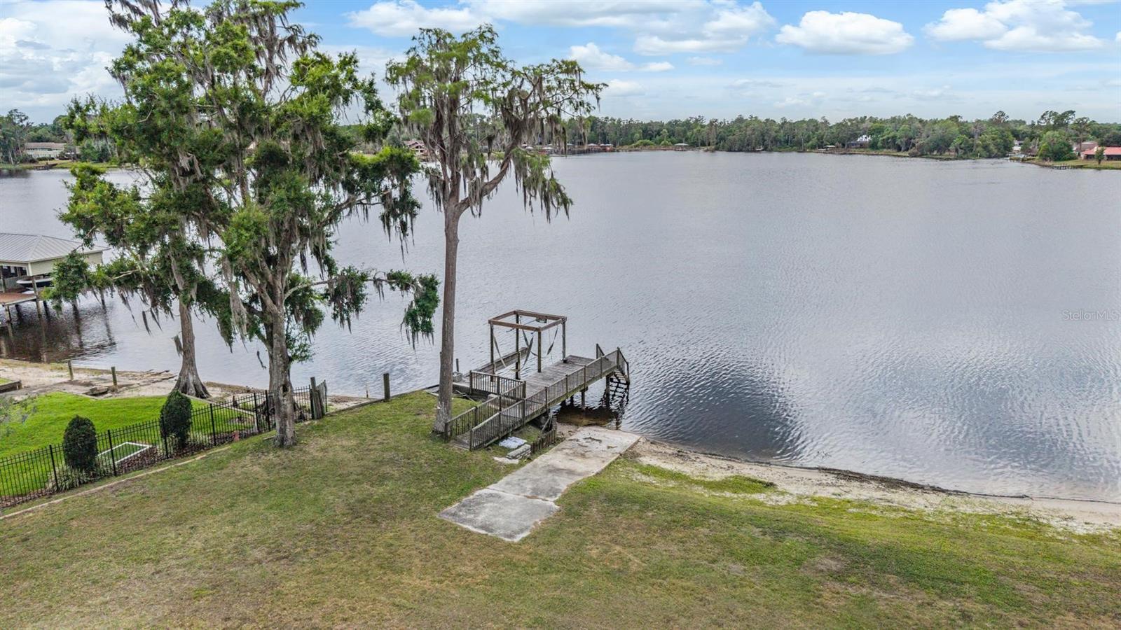 215 LAKE BRANT DR, LUTZ, FL — photo 13