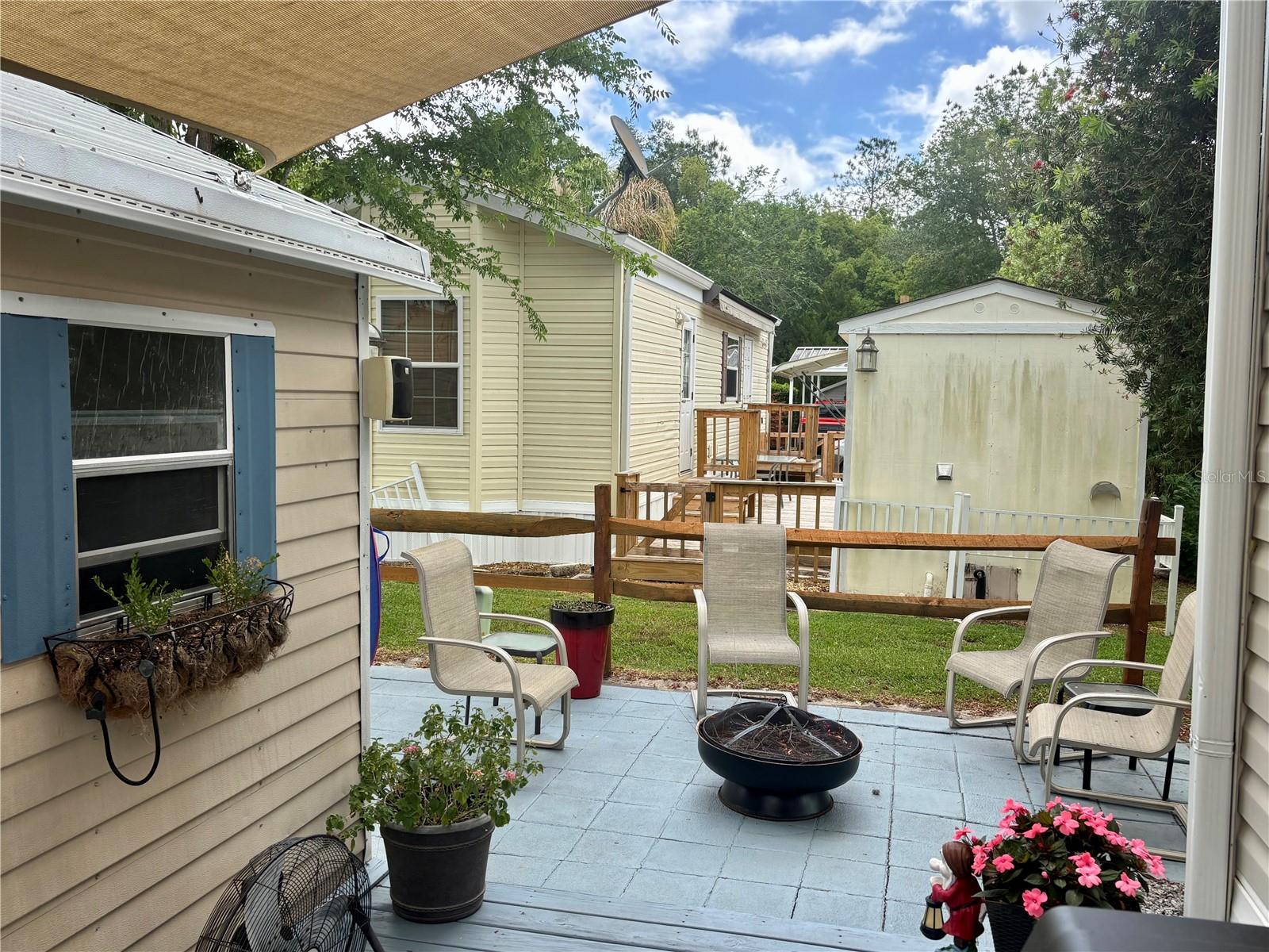 3255 NE 104TH AVE, SILVER SPRINGS, FL — photo 9
