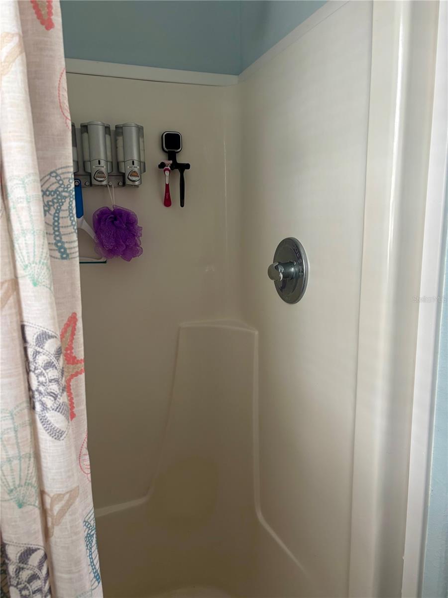 3255 NE 104TH AVE, SILVER SPRINGS, FL — photo 34