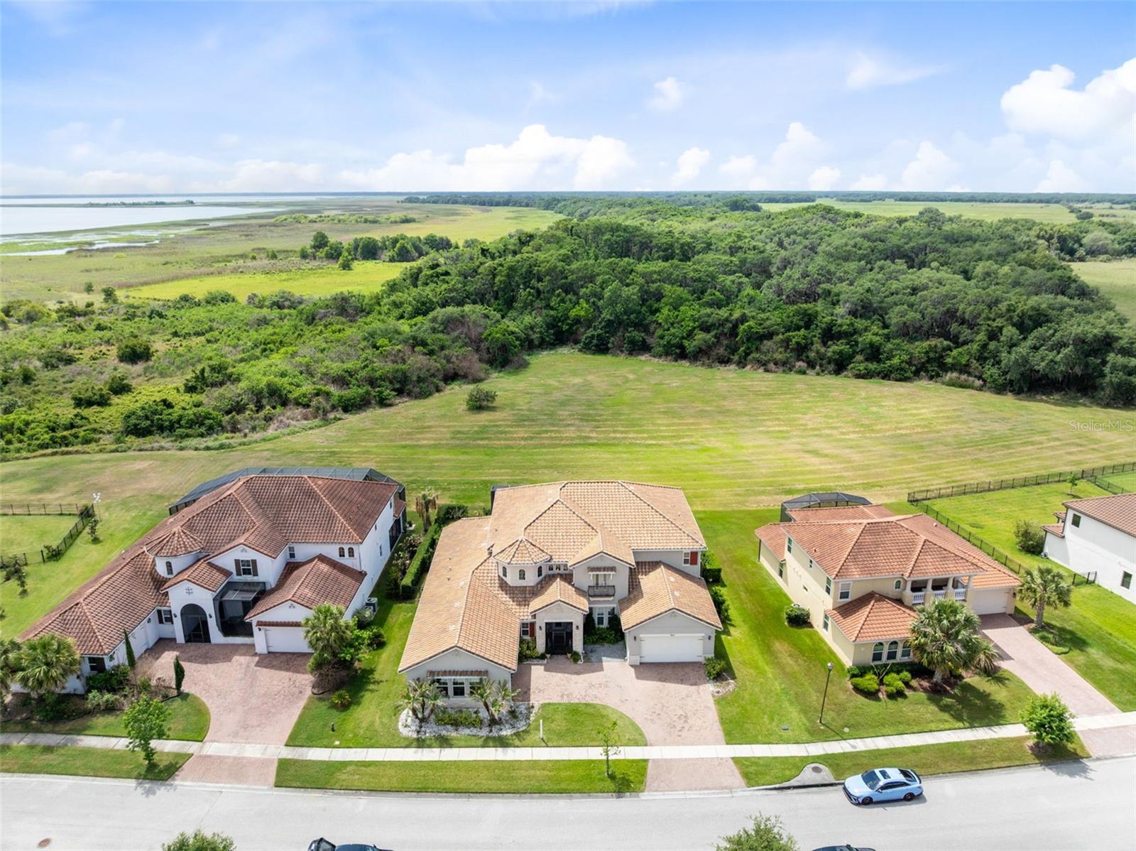 900 WINDLASS CT, KISSIMMEE, FL — photo 2