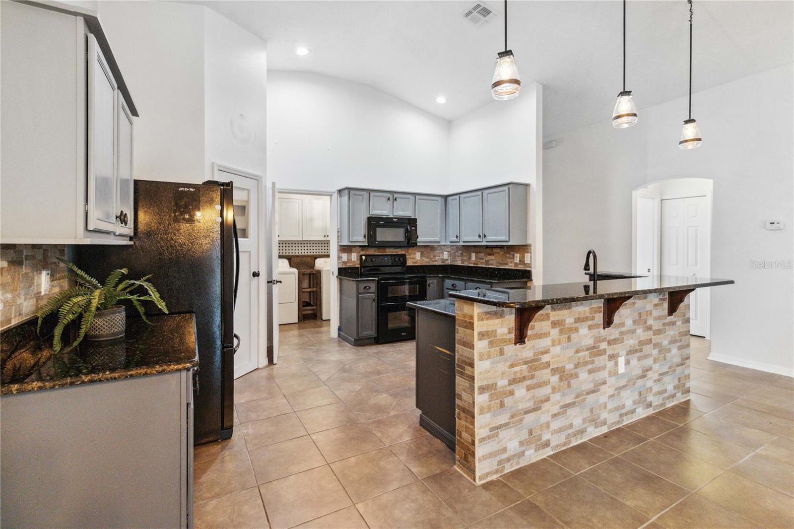 402 RIO GRANDE CT, POINCIANA, FL — photo 5