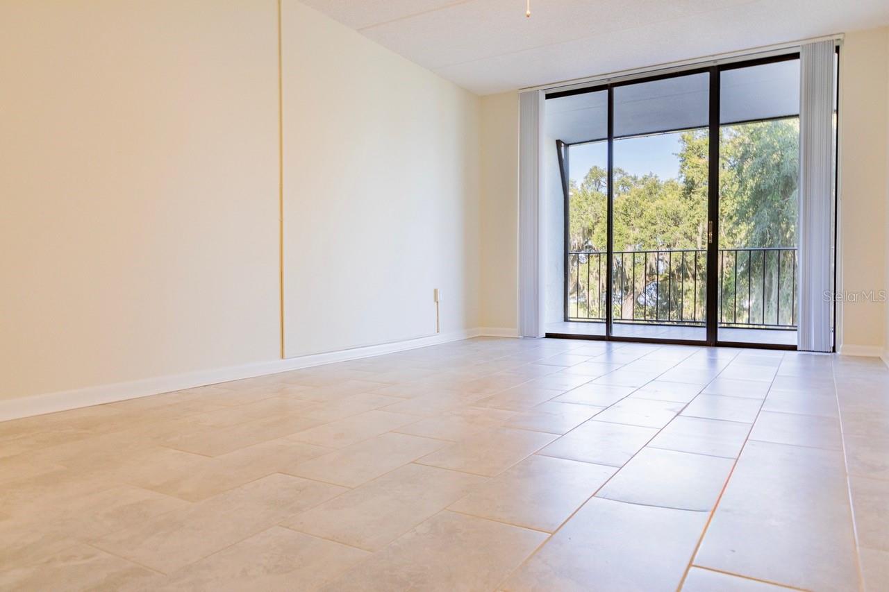 208 LAKE HOWARD DR NW #104, WINTER HAVEN, FL — photo 9