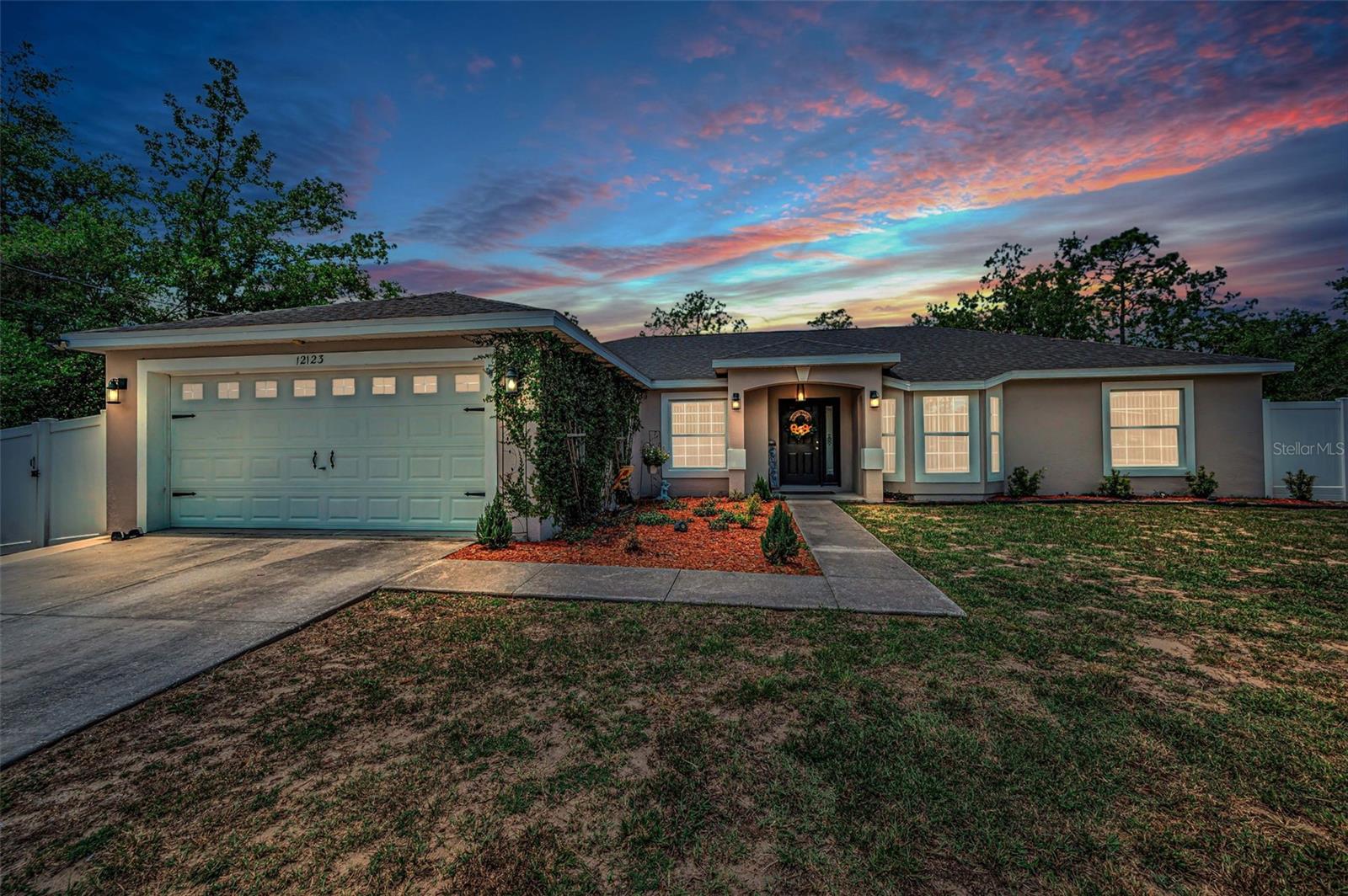 12123 FULMAR RD, WEEKI WACHEE, FL