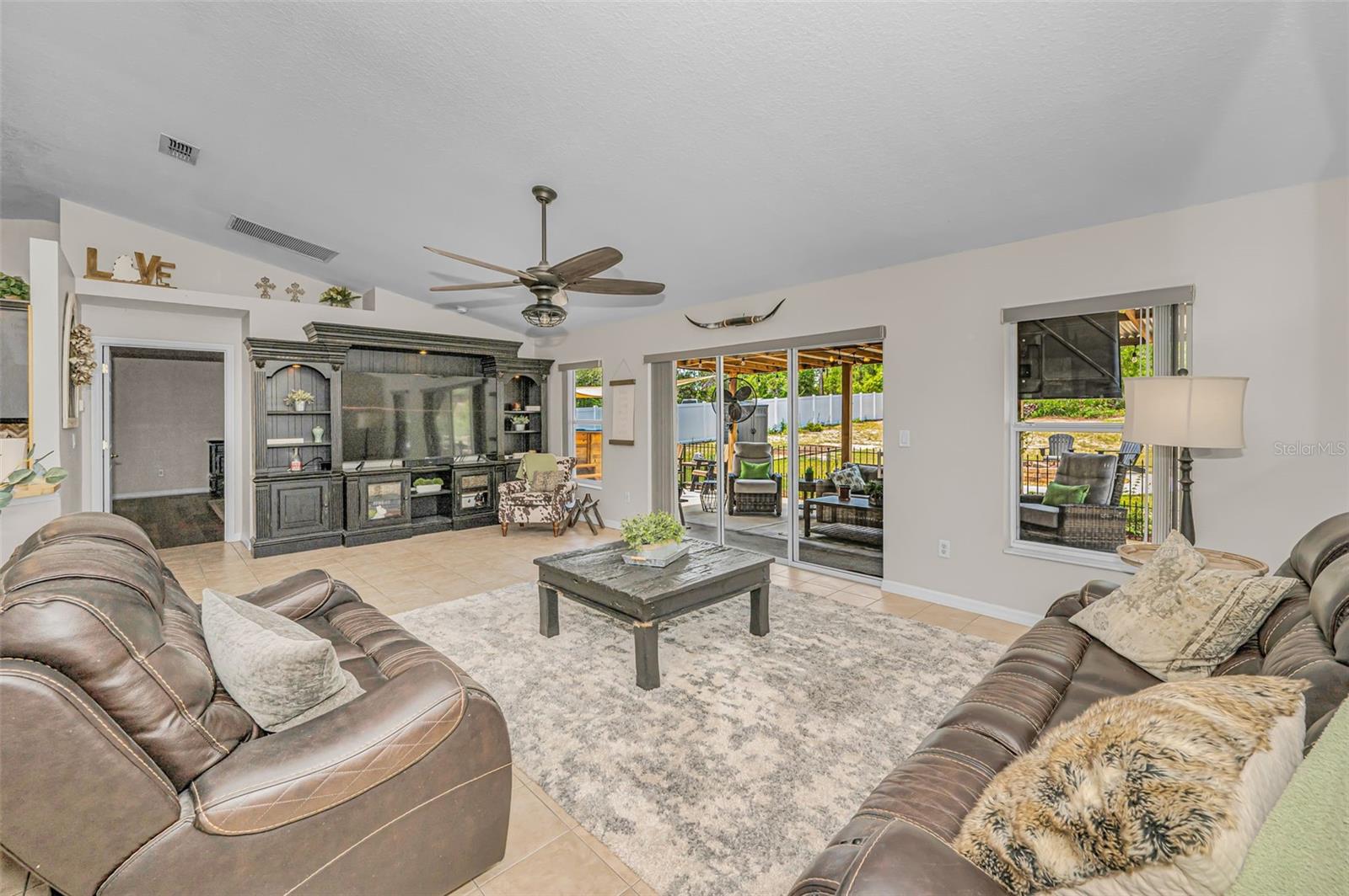 12123 FULMAR RD, WEEKI WACHEE, FL — photo 4