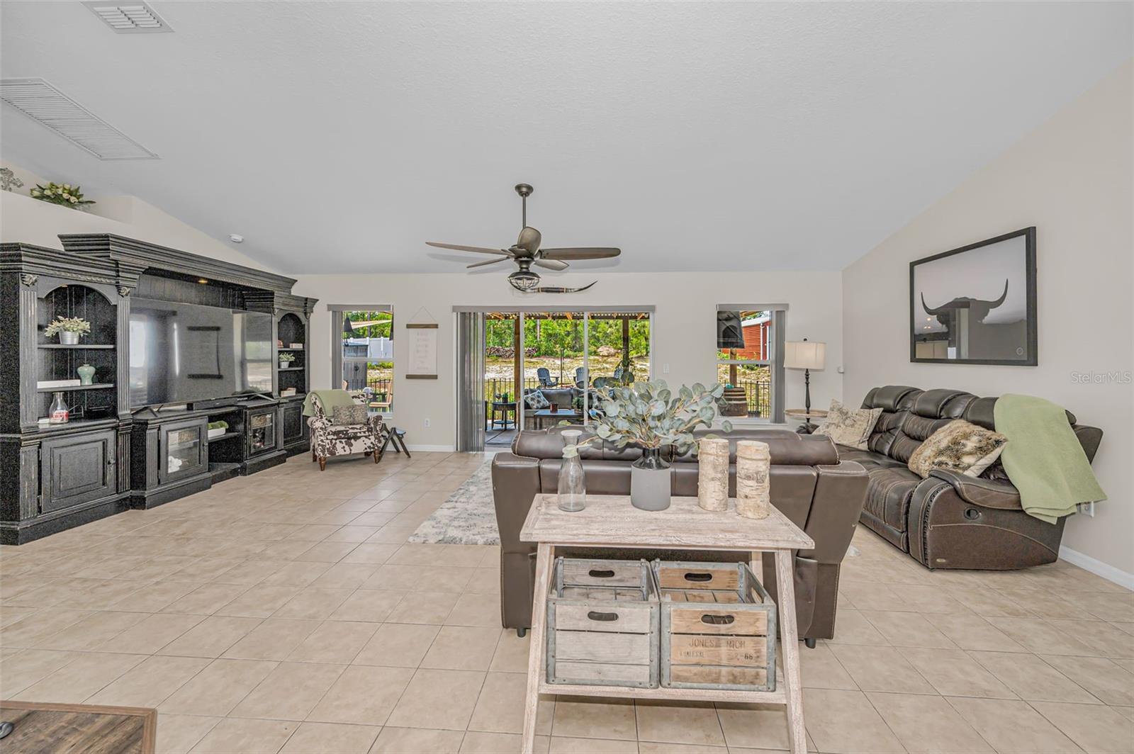 12123 FULMAR RD, WEEKI WACHEE, FL — photo 8