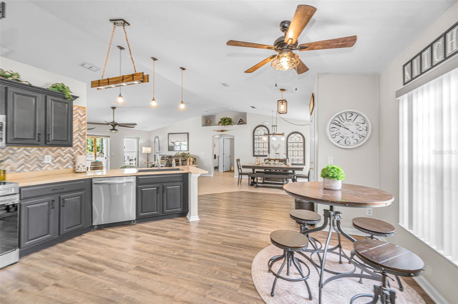 12123 FULMAR RD, WEEKI WACHEE, FL — photo 19