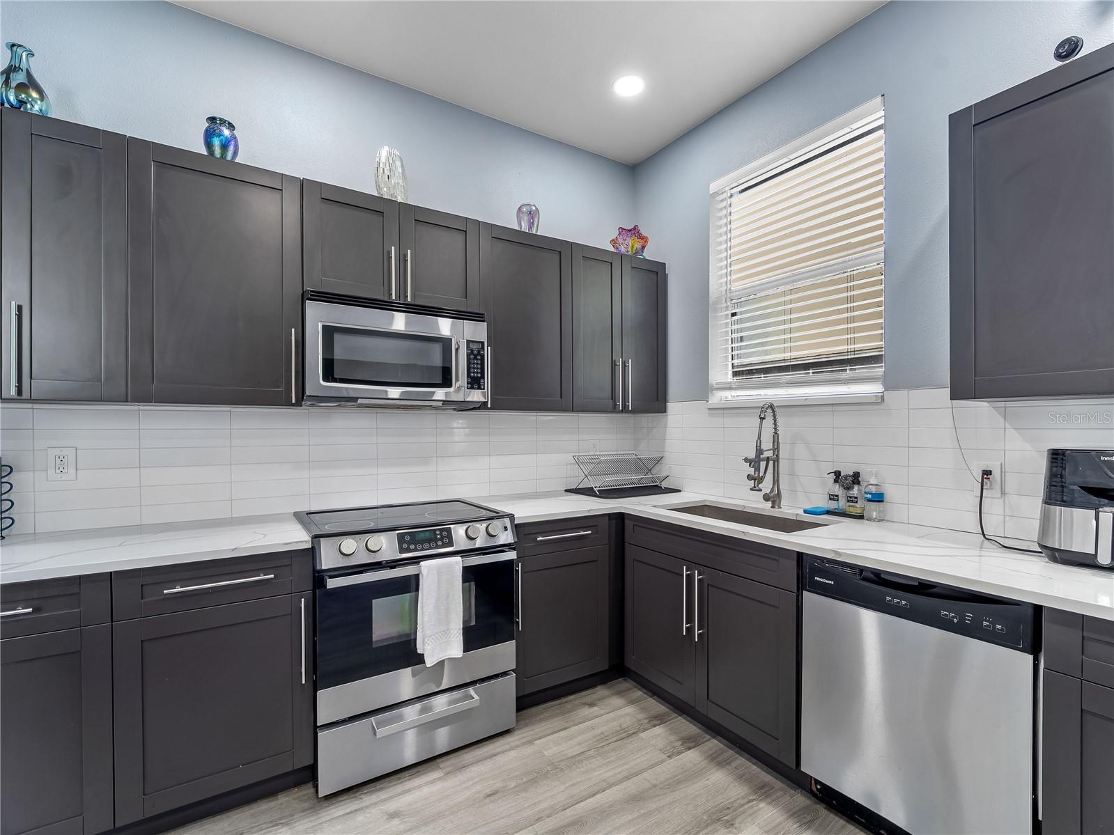 3014 N TAMPA ST, TAMPA, FL — photo 13