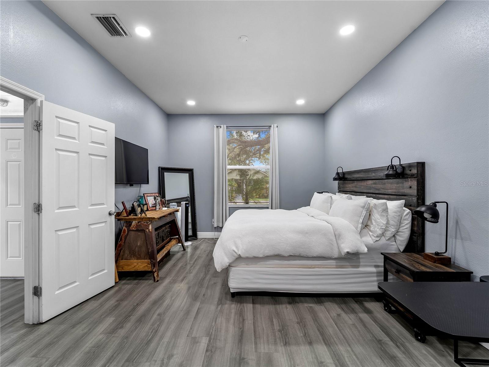 3014 N TAMPA ST, TAMPA, FL — photo 15