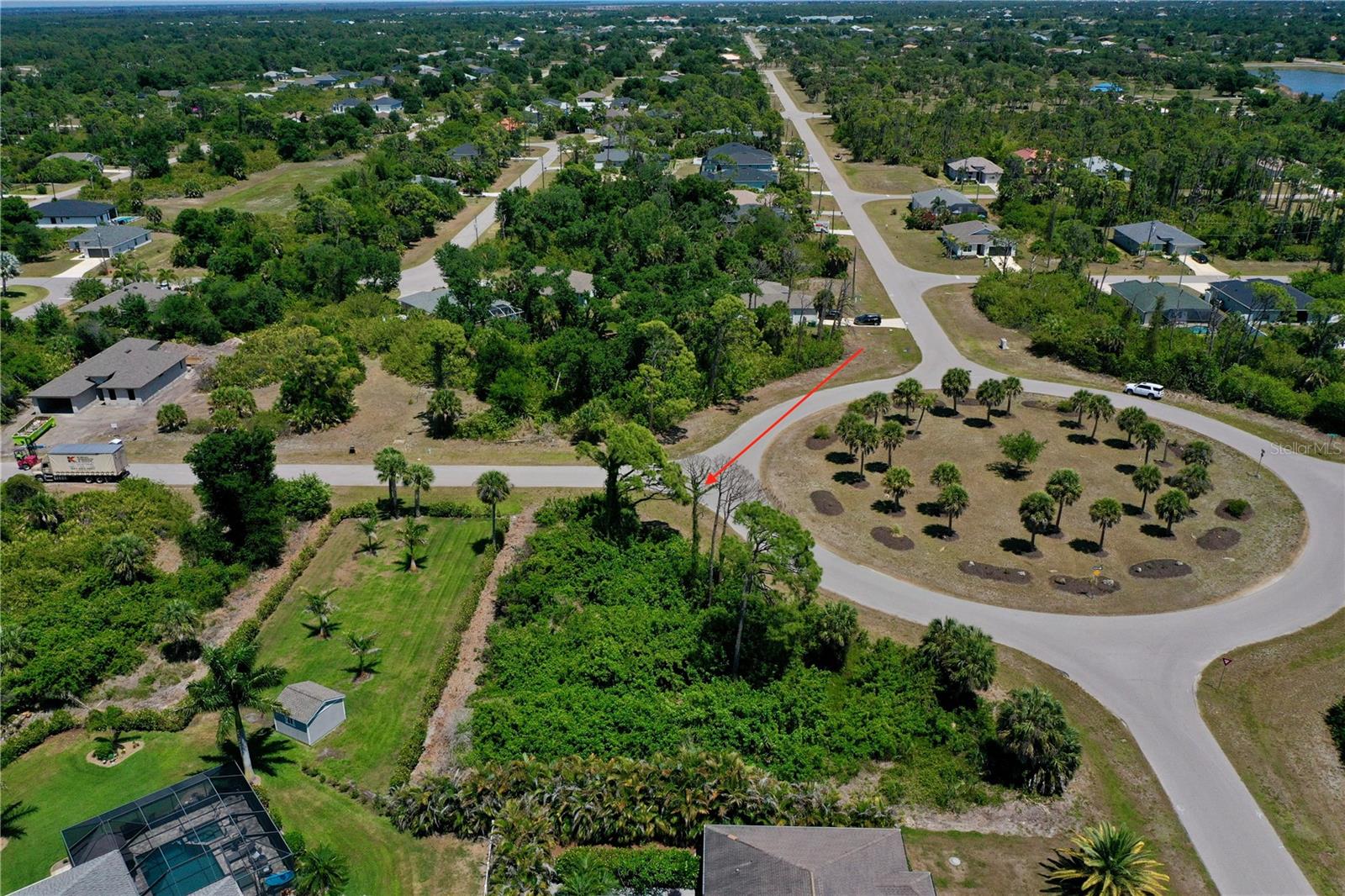 125 AUSTRALIAN DR, ROTONDA WEST, FL — photo 8