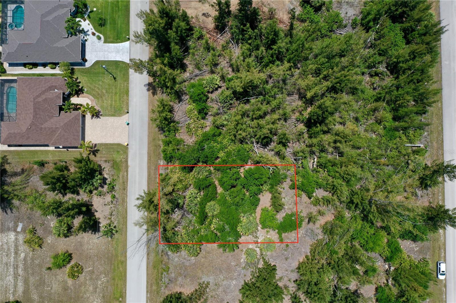 8409 ANTWERP CIR, PORT CHARLOTTE, FL — photo 2