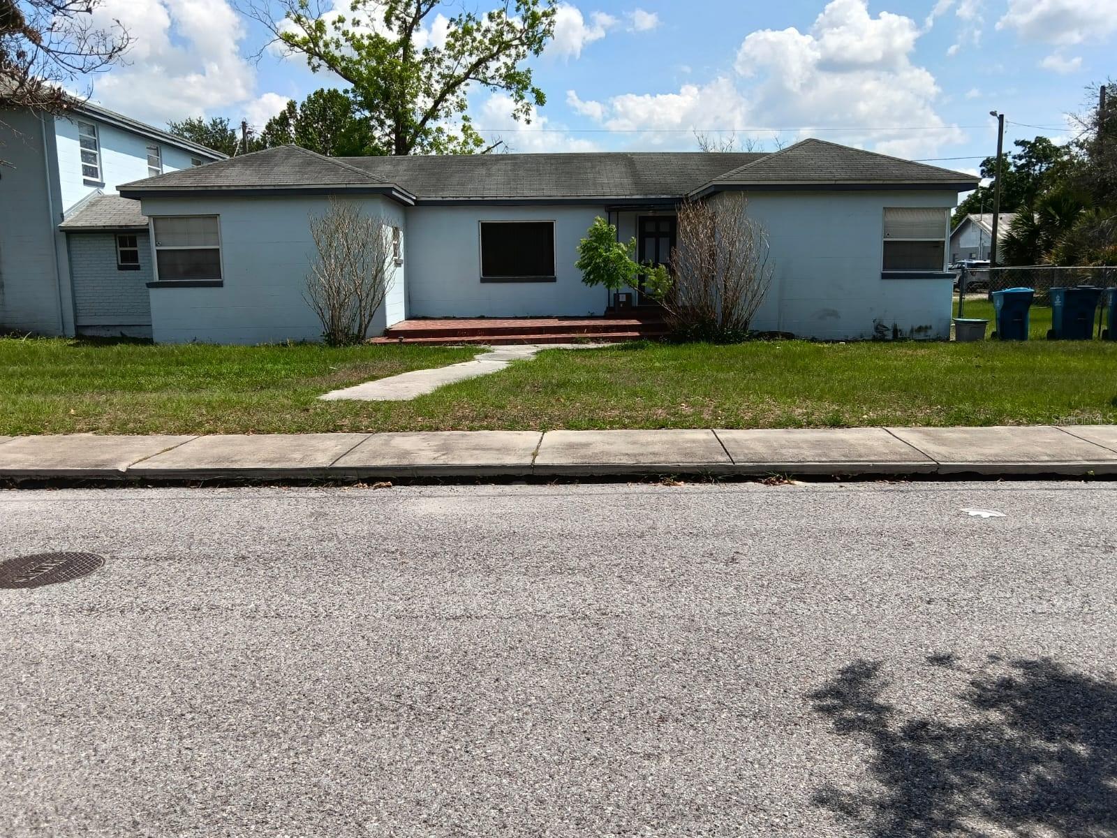 1011 NE 2ND ST, MULBERRY, FL — photo 9