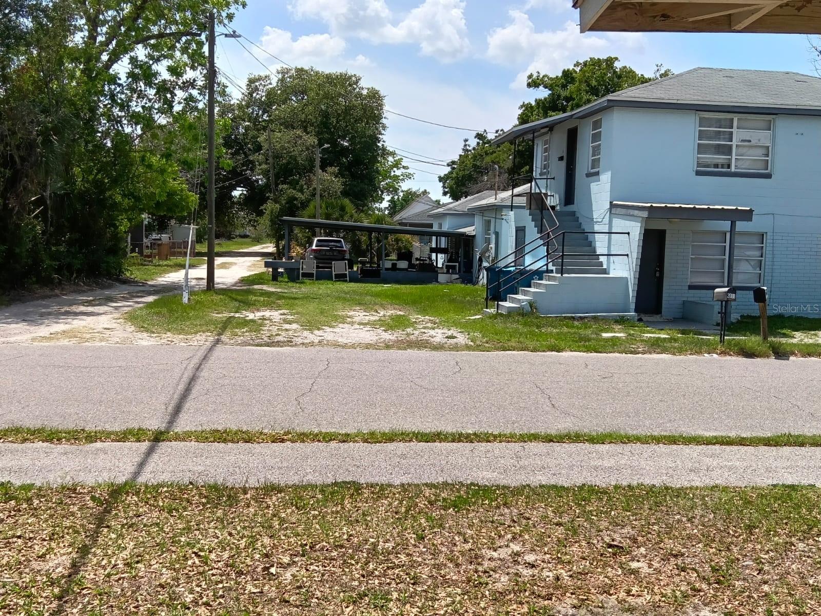 1011 NE 2ND ST, MULBERRY, FL — photo 10