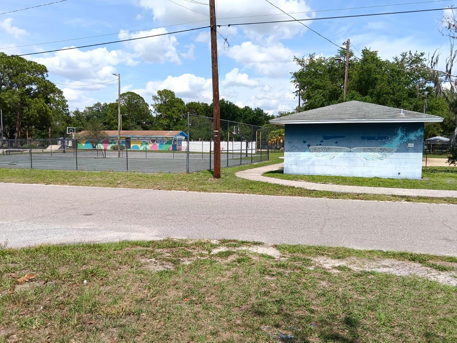 1011 NE 2ND ST, MULBERRY, FL — photo 35
