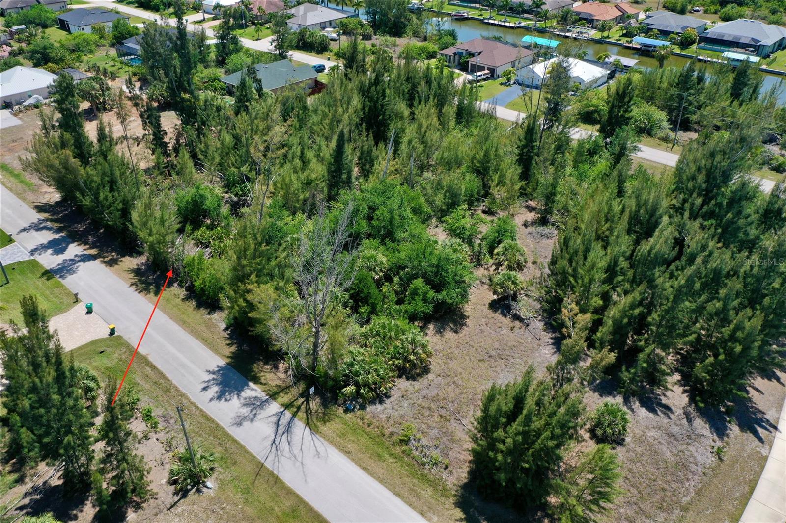 8401 ANTWERP CIR, PORT CHARLOTTE, FL — photo 7