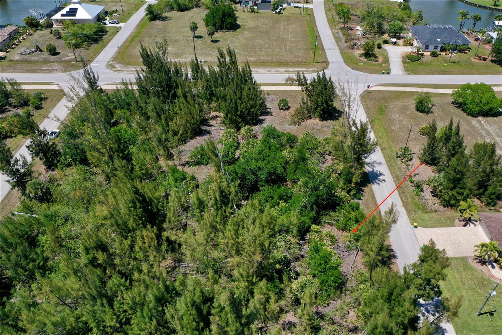 8401 ANTWERP CIR, PORT CHARLOTTE, FL — photo 9