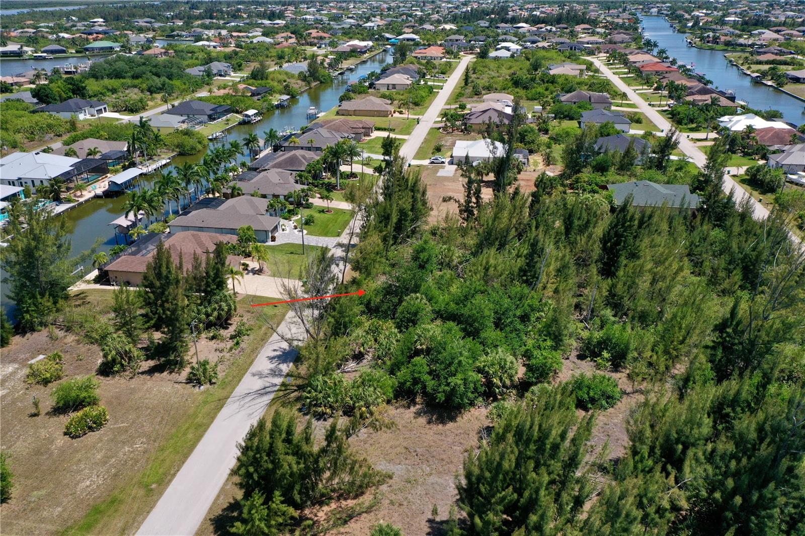 8401 ANTWERP CIR, PORT CHARLOTTE, FL — photo 12